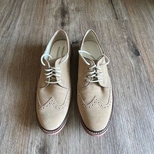 Men Cole Haan Nike Air Tan Suede Oxford.  Size 8.5. In mint condition.